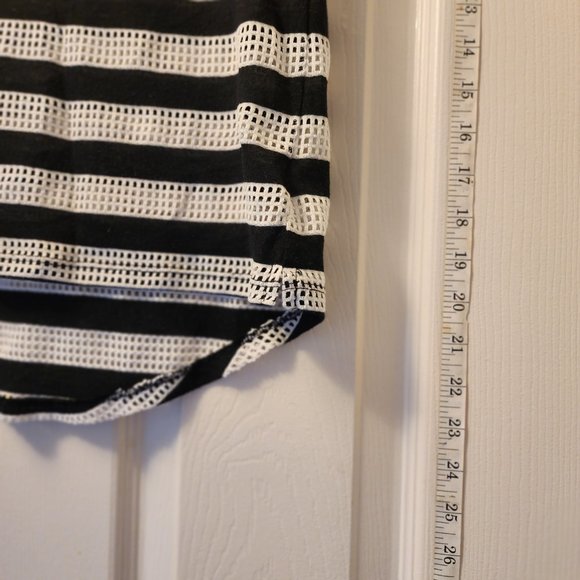 CONVERSE ONE STAR, BLACK AND WHITE STRIPES, SIZE - XS - Picture 3 of 9